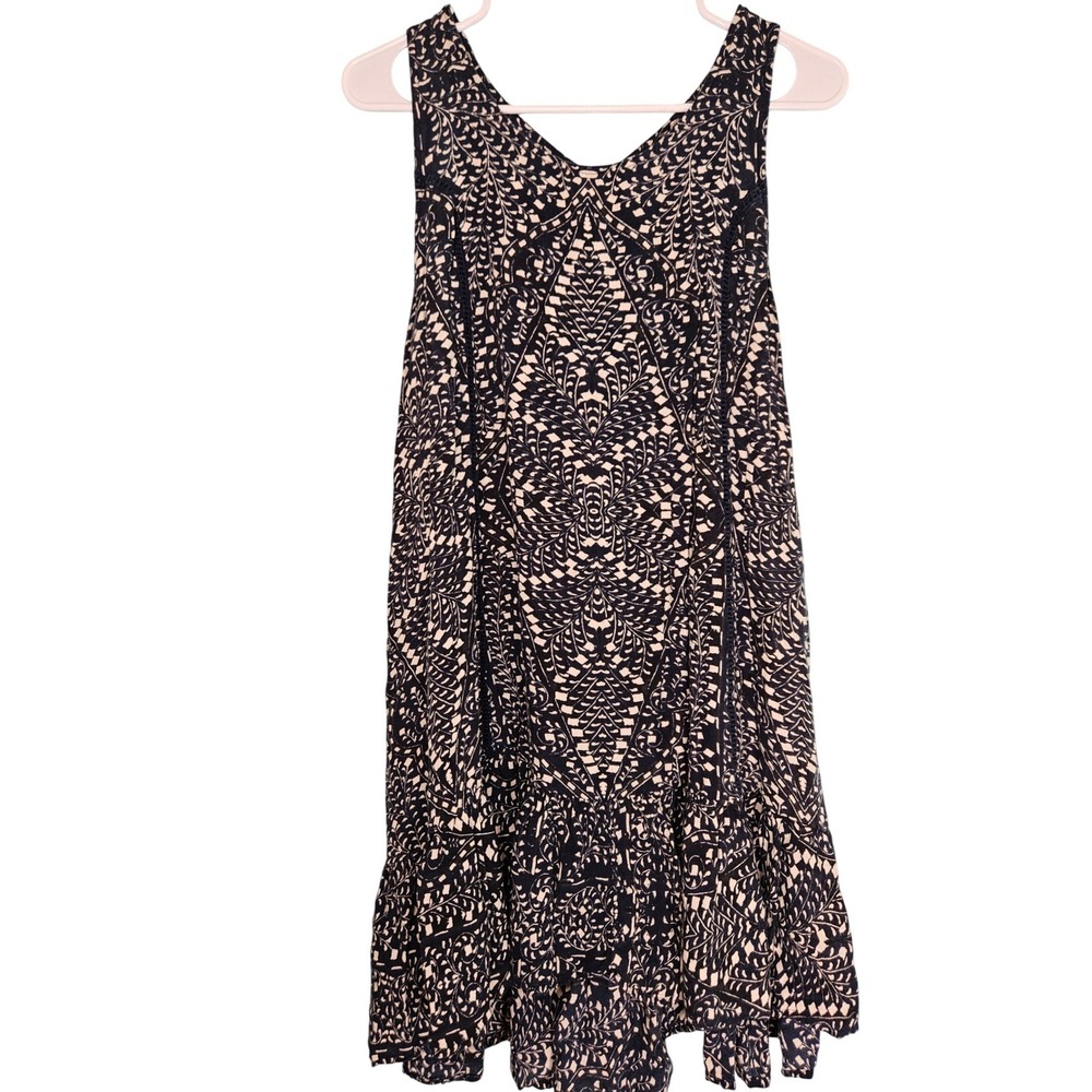 RipCurl Black Cream Geometric Ruffle Sundress Size M Coastal Beach Festival Boho